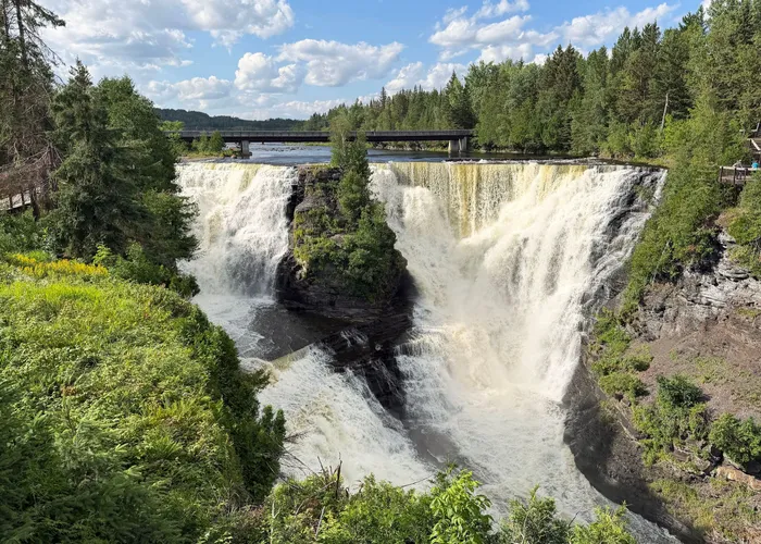 Kakabeka Falls